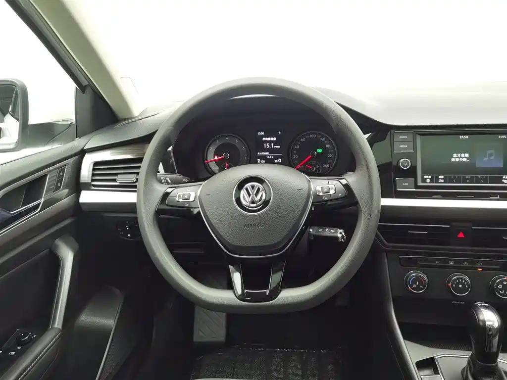 Volkswagen Lavida 2019 — фото 11