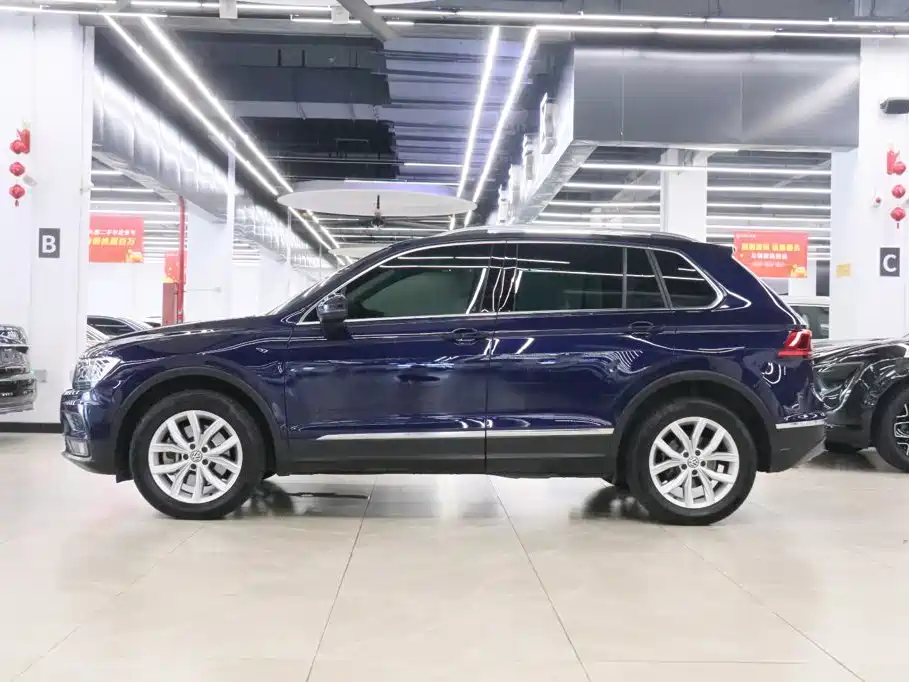 Volkswagen Tiguan 2019 — фото 3