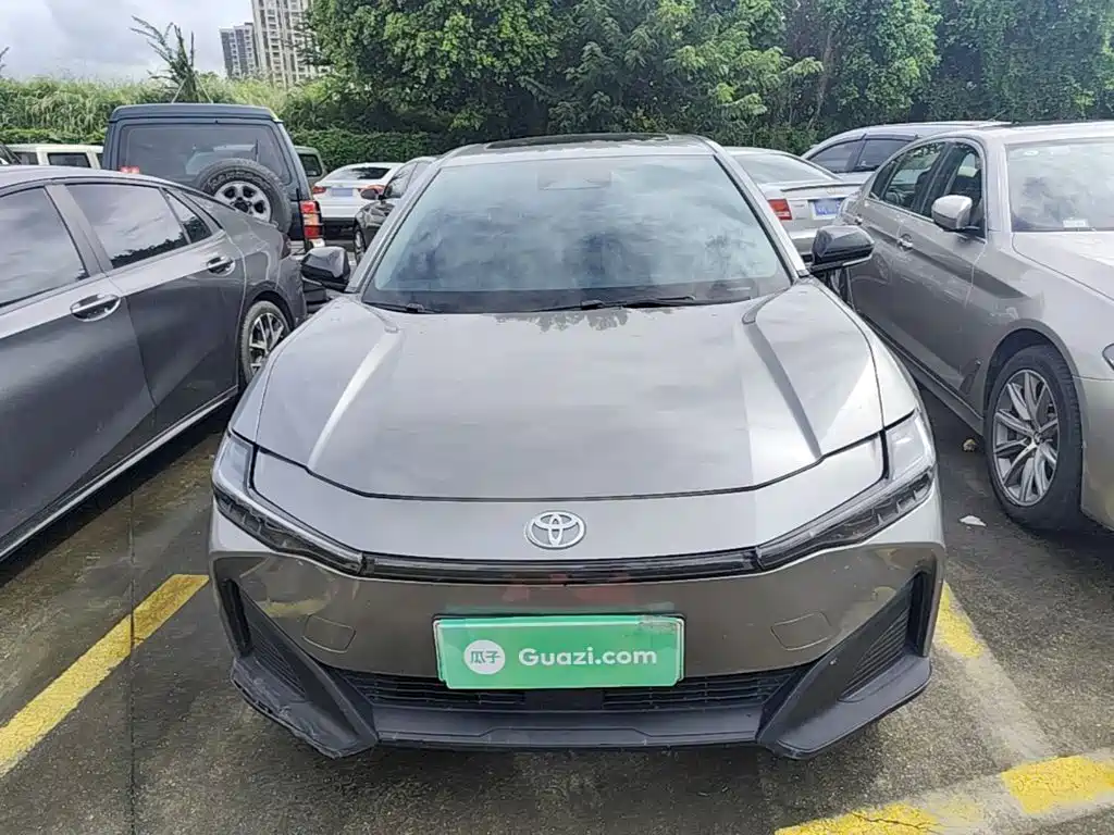 Toyota bZ3 2023