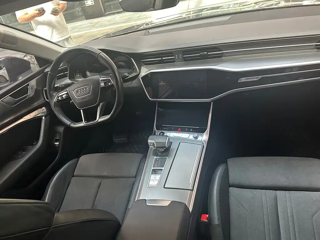 Audi A7 2023 — фото 6