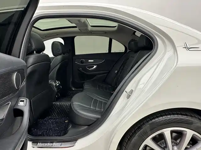 Mercedes-Benz C-Class 2020 — фото 13