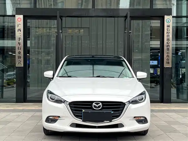 Mazda 3 Axela 2017
