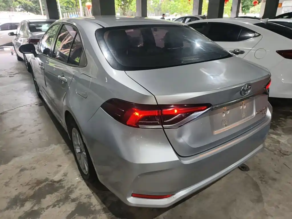 Toyota Corolla 2019 — фото 23