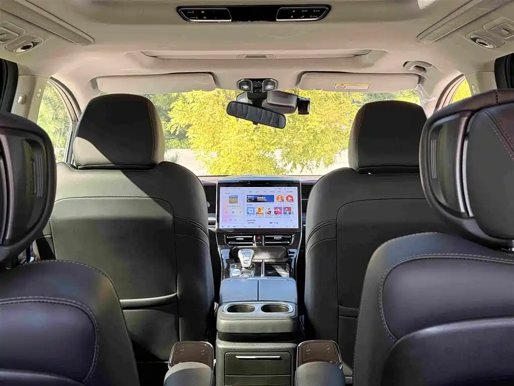 GAC Trumpchi M8 2025 — фото 19