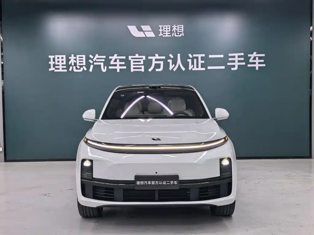 Li Auto Li L7 2025