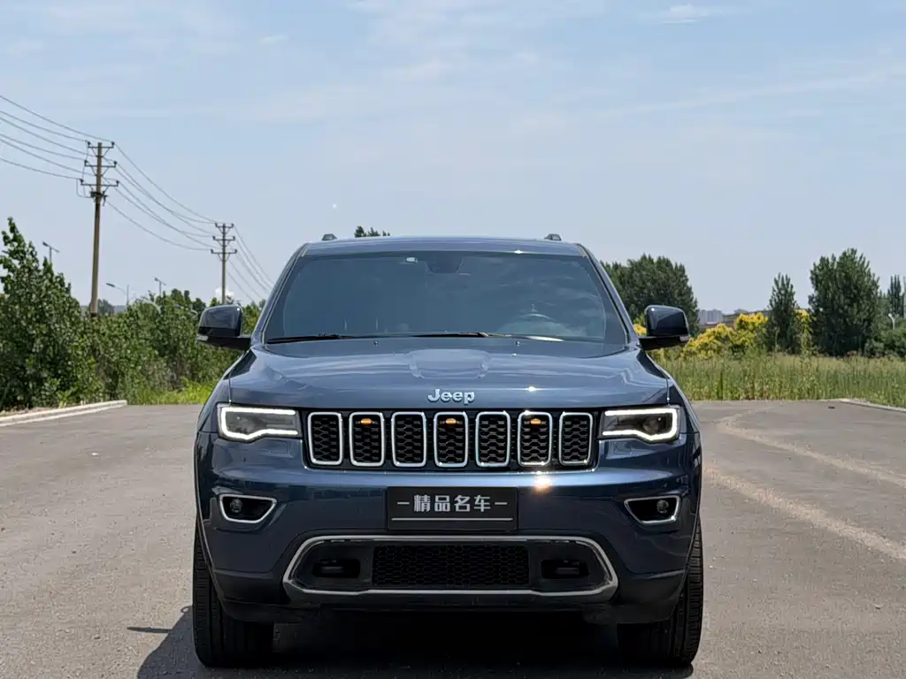 Jeep Grand Cherokee 2022 — фото 2