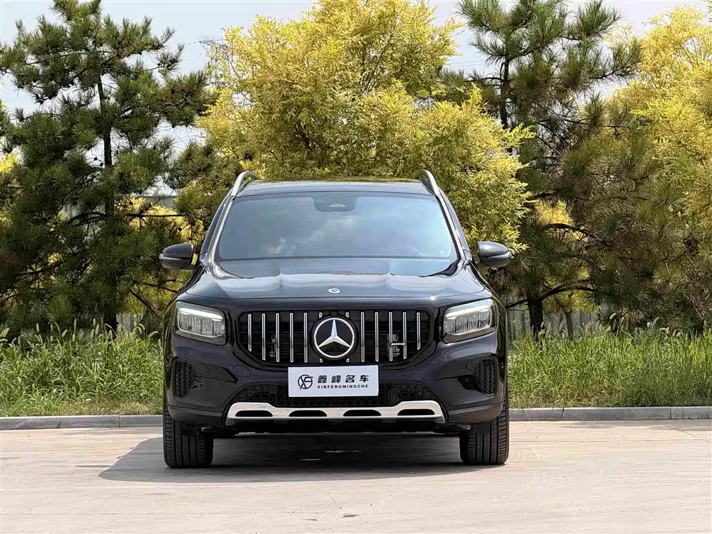 Mercedes-Benz GLB 2025