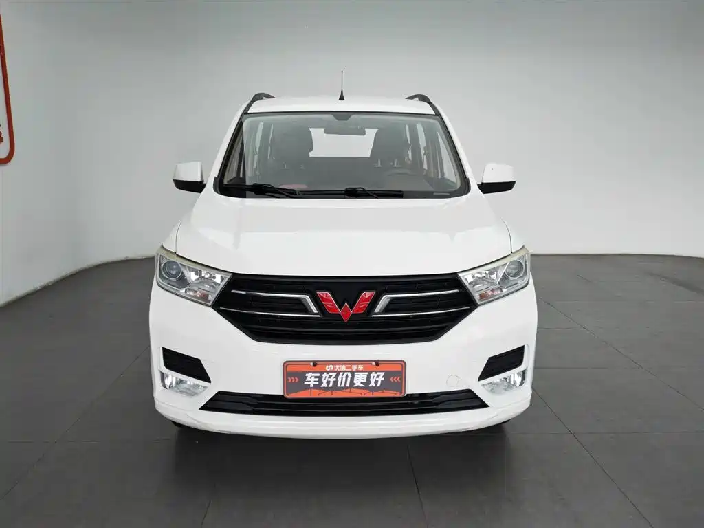 Wuling Hongguang 2019 — фото 3