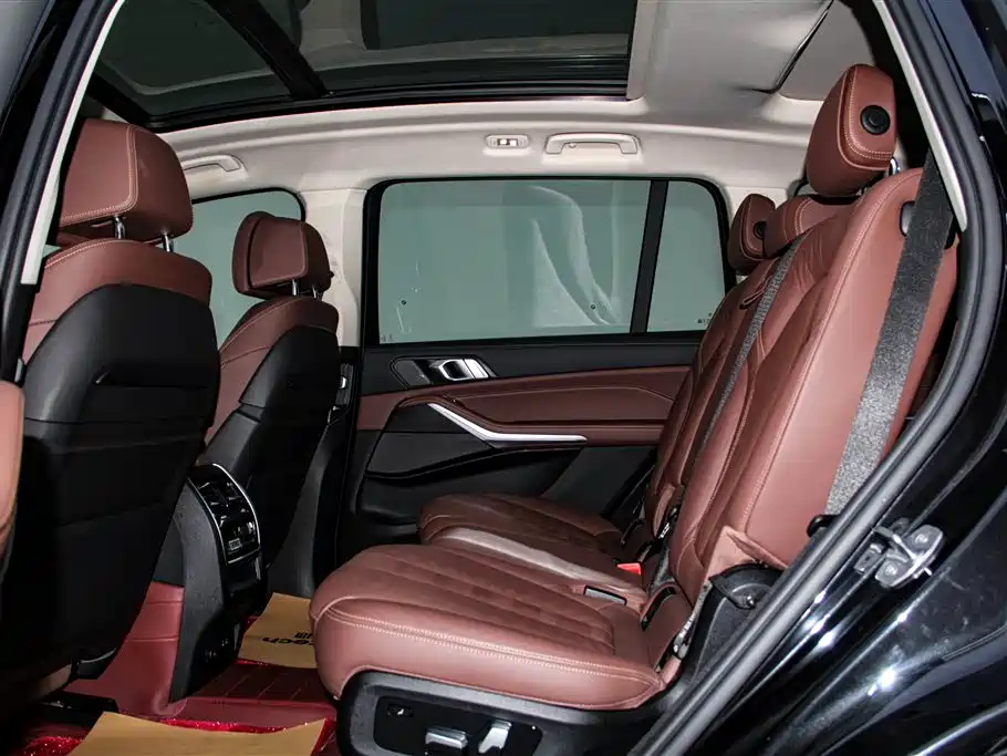 BMW X7 2020 — фото 19