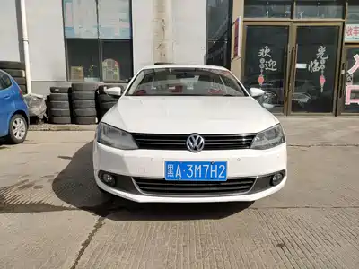 Volkswagen Sagitar 2014