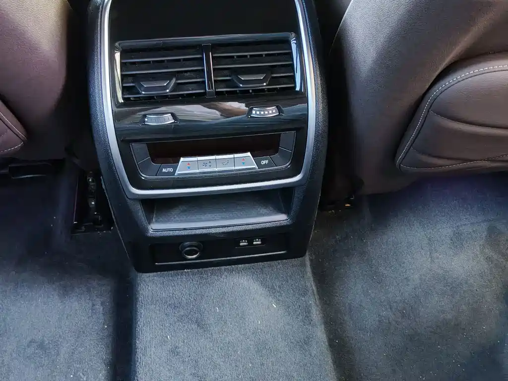 BMW X5 2021 — фото 10