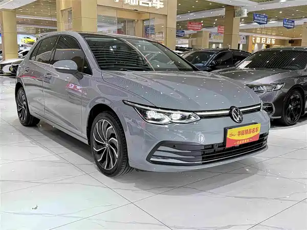 Volkswagen Golf 2022