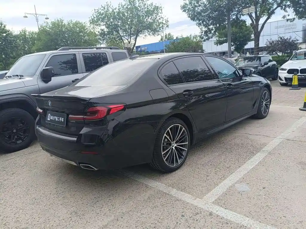 BMW 5 Series 2023