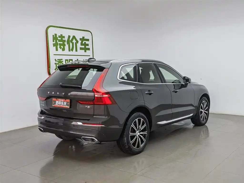 Volvo XC60 2020 — фото 2