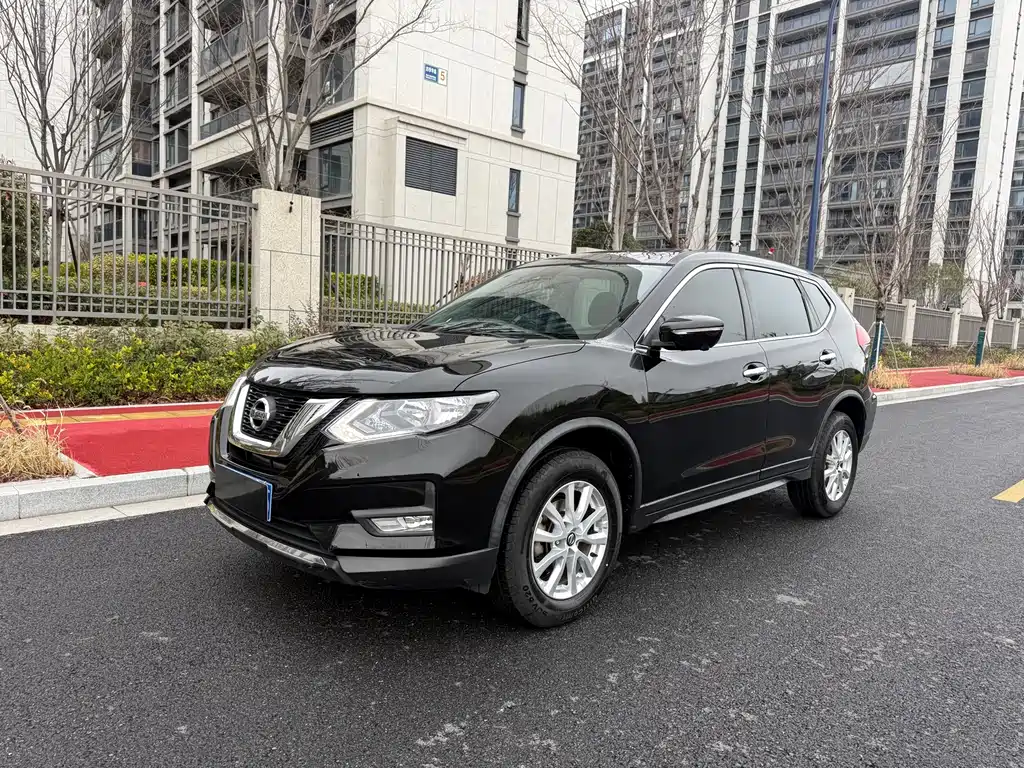 Nissan X-Trail 2019 — фото 1
