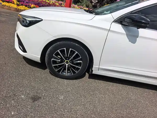 Roewe i5 2023