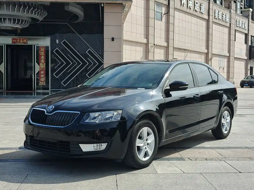 Skoda Octavia 2014 — фото 1