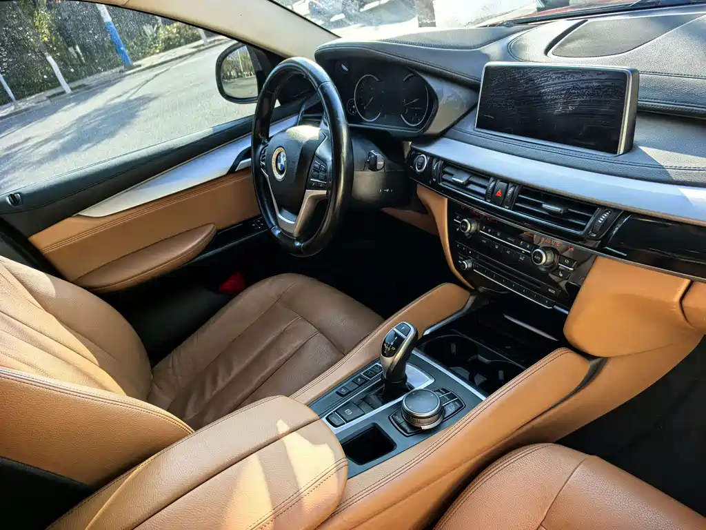BMW X6 2018 — фото 10