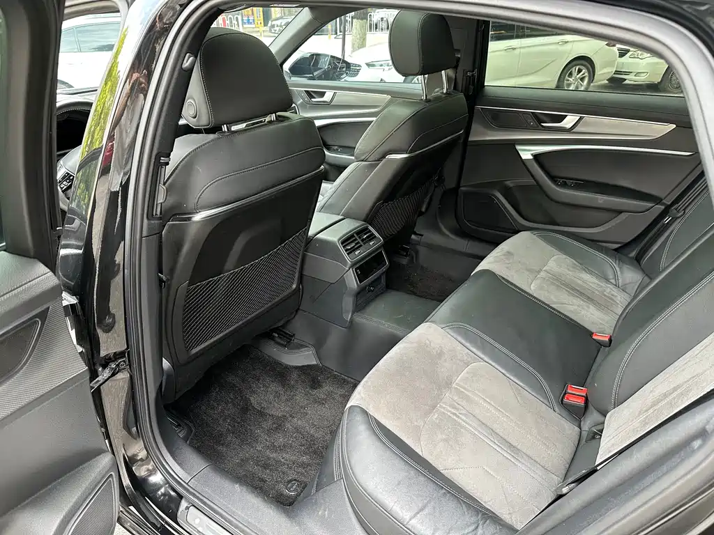 Audi A6L 2020