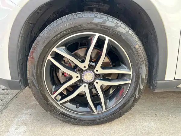 Mercedes-Benz GLA 2016