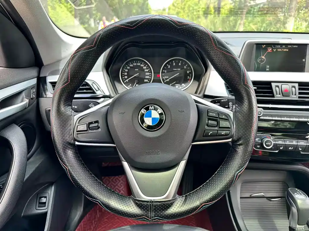 BMW X1 2017 — фото 22