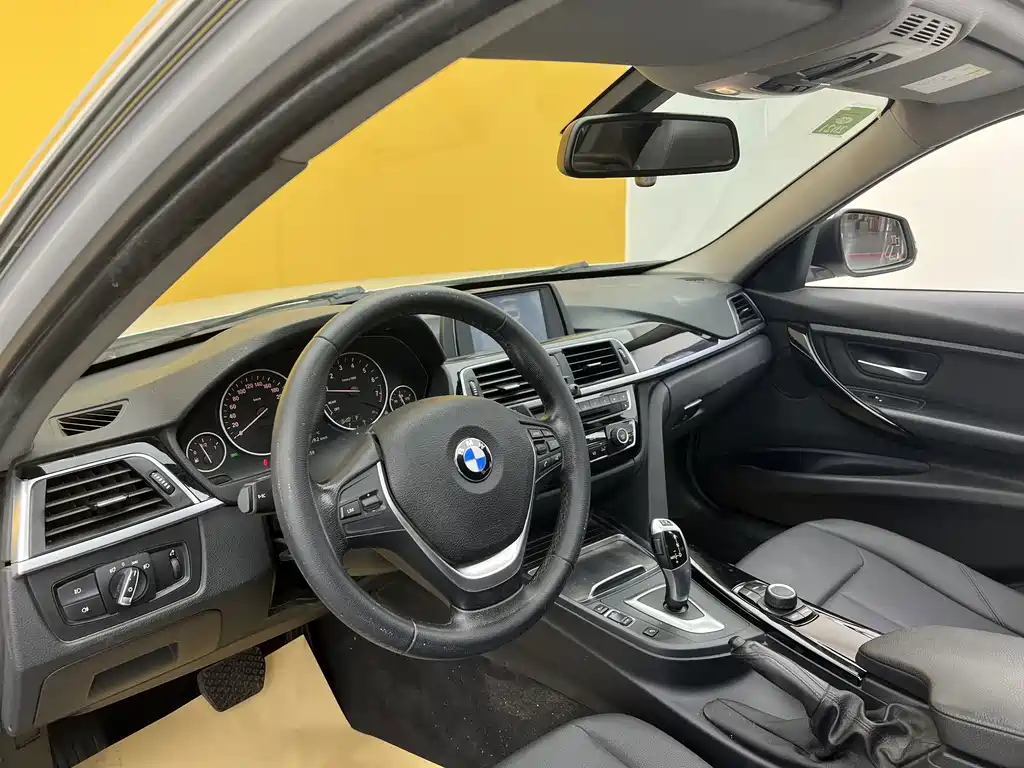 BMW 3 Series 2017