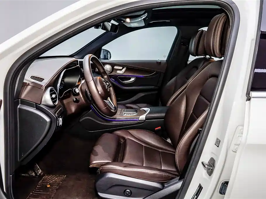 Mercedes-Benz GLC 2020 — фото 19