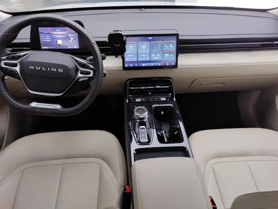 Wuling Starlight 2024 — фото 12