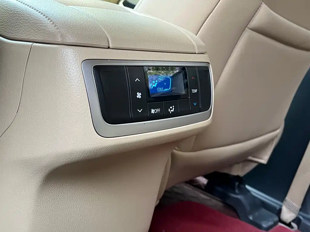 Toyota Highlander 2019 — фото 15
