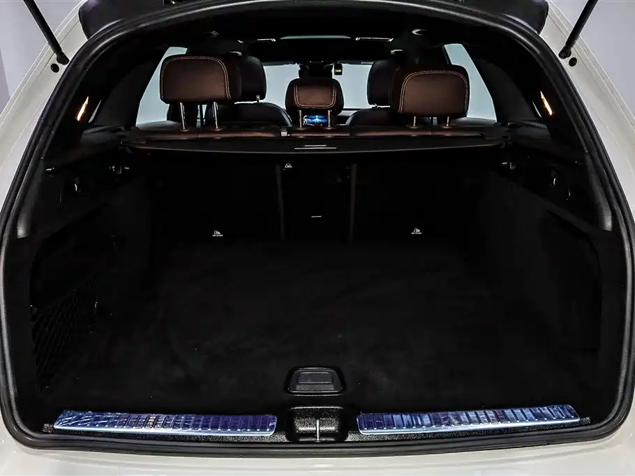 Mercedes-Benz GLC 2020 — фото 16