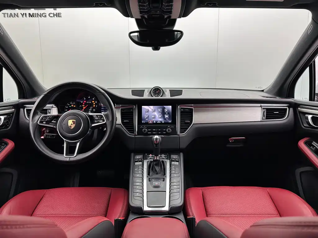 Porsche Macan 2016 — фото 19