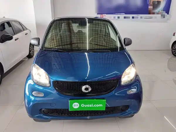 smart fortwo 2018