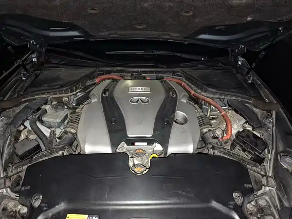 Infiniti Q50 2015