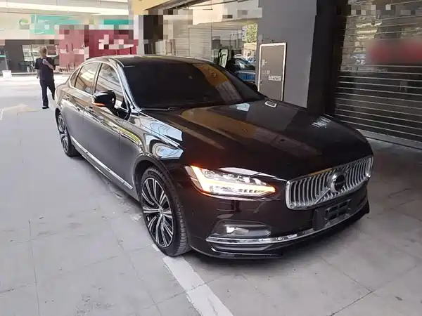 Volvo S90 2021