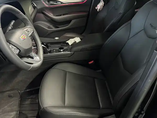 Cadillac CT5 2026