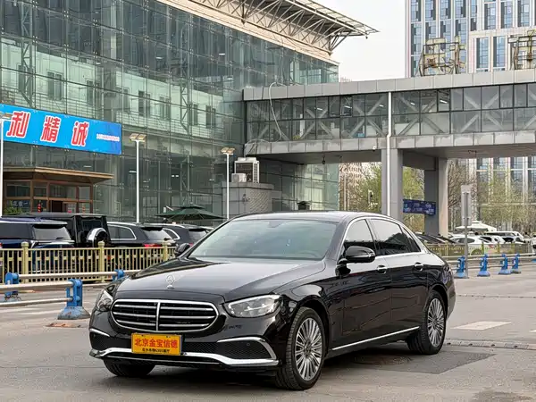 Mercedes-Benz E-Class 2023