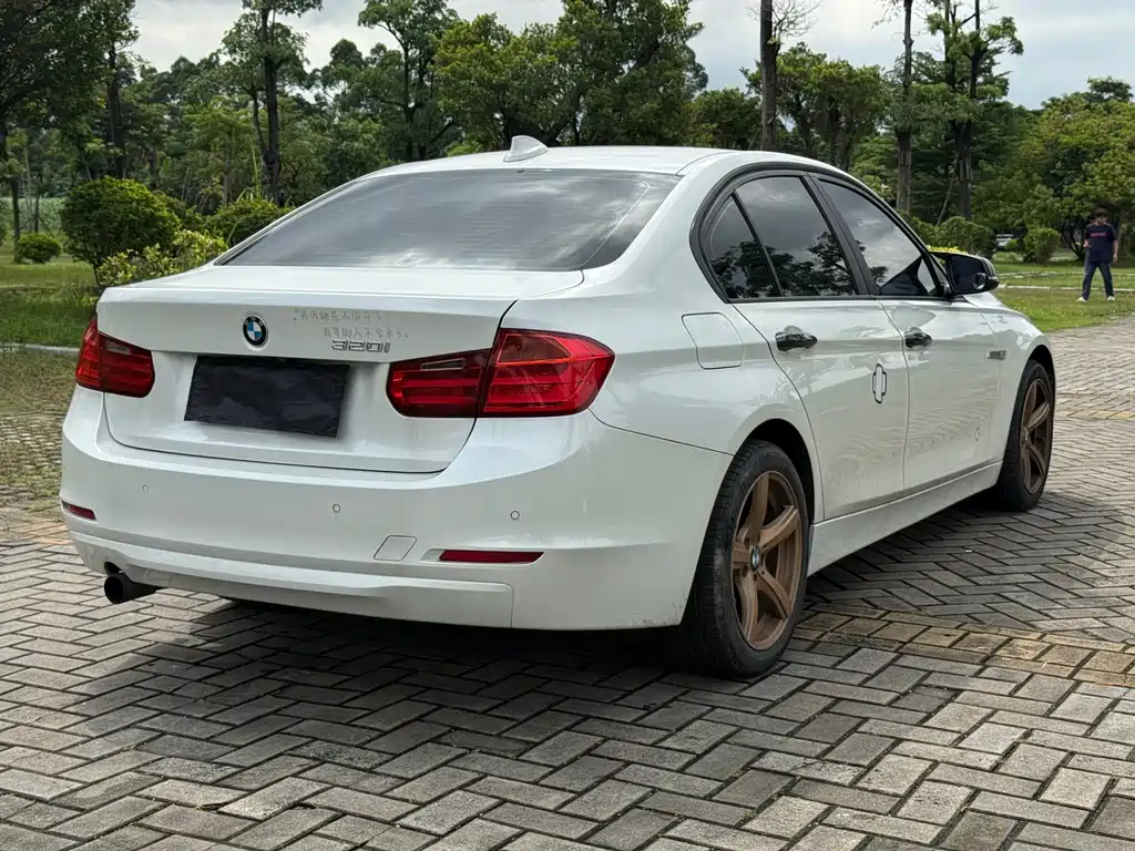 BMW 3 Series 2013