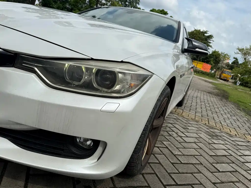 BMW 3 Series 2013 — фото 12