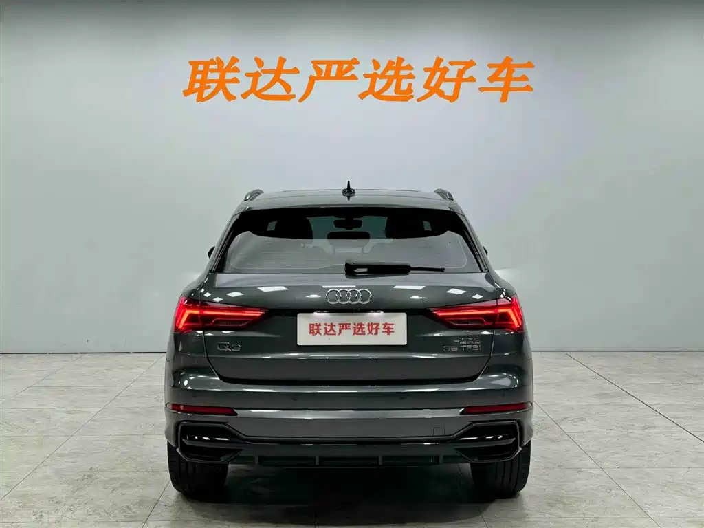 Audi Q3 2023 — фото 23