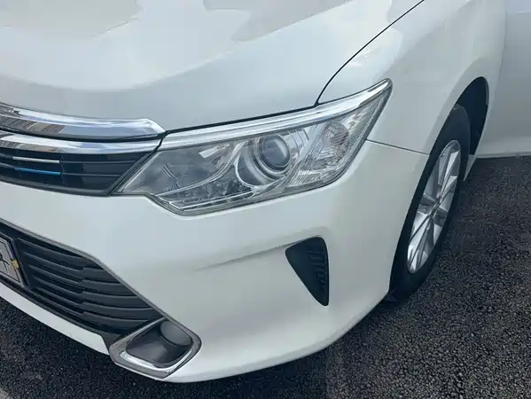 Toyota Camry 2015