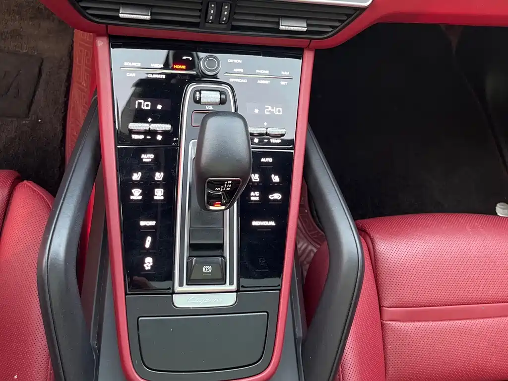 Porsche Cayenne 2023 — фото 14