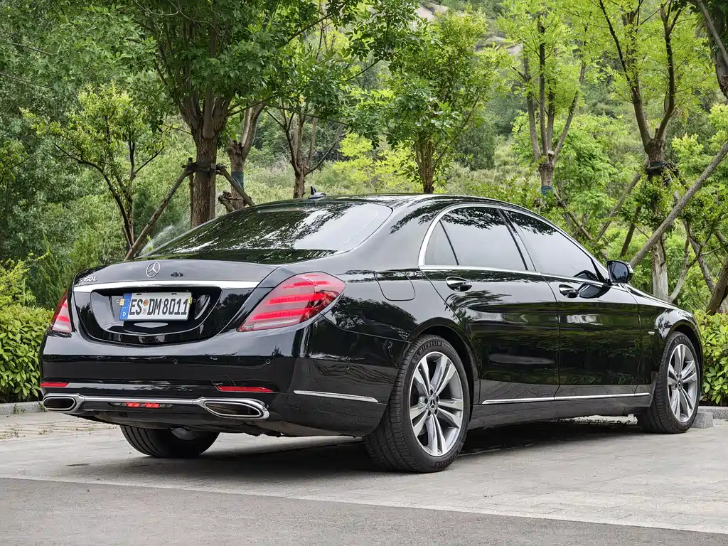 Mercedes-Benz S-Class 2020