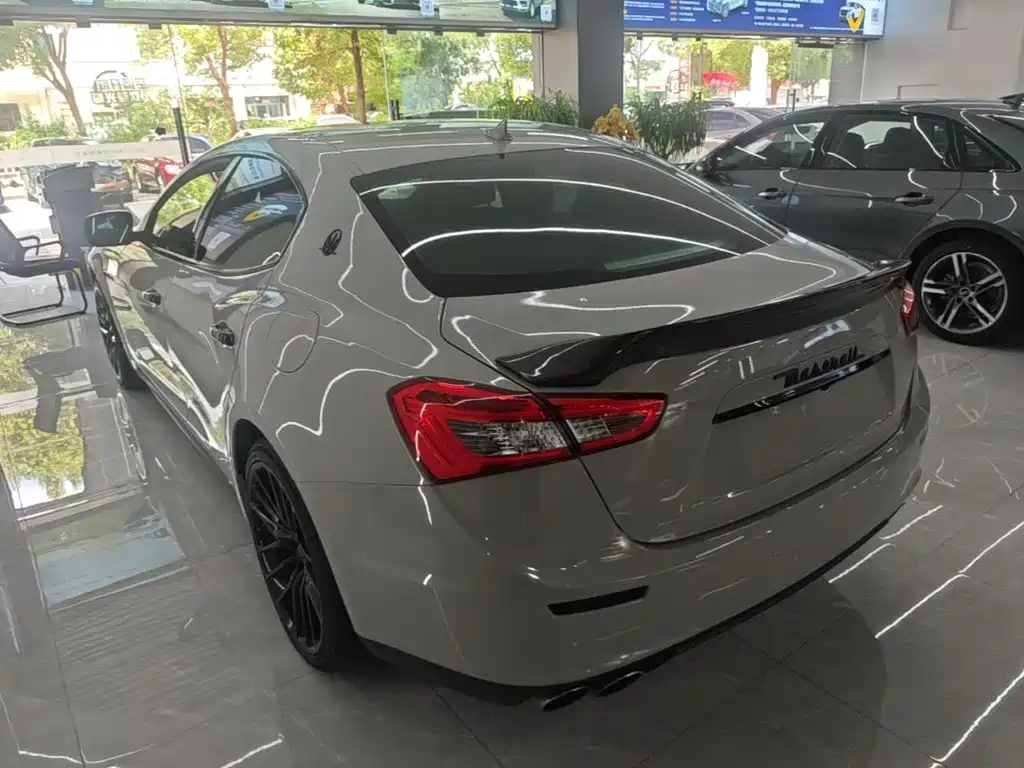Maserati Ghibli 2016 — фото 5