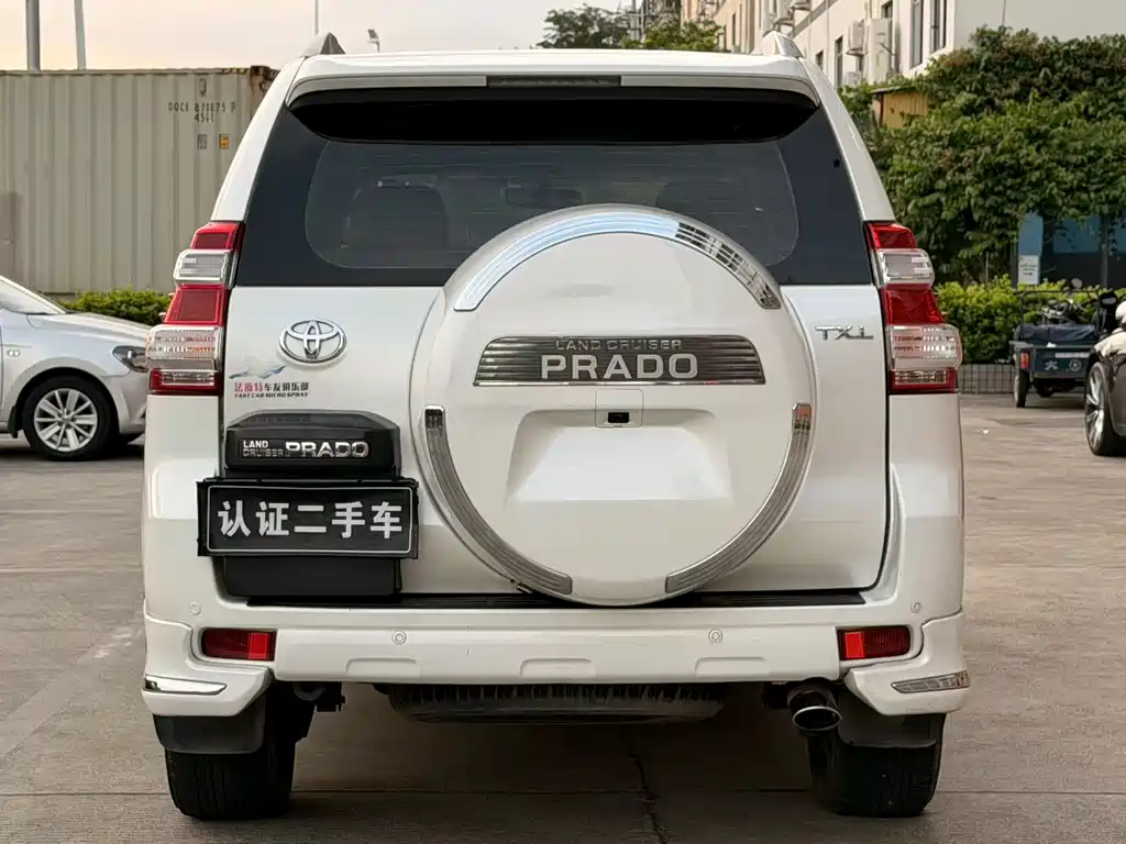Toyota Prado 2016 — фото 4