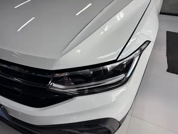 Volkswagen Tiguan L 2025