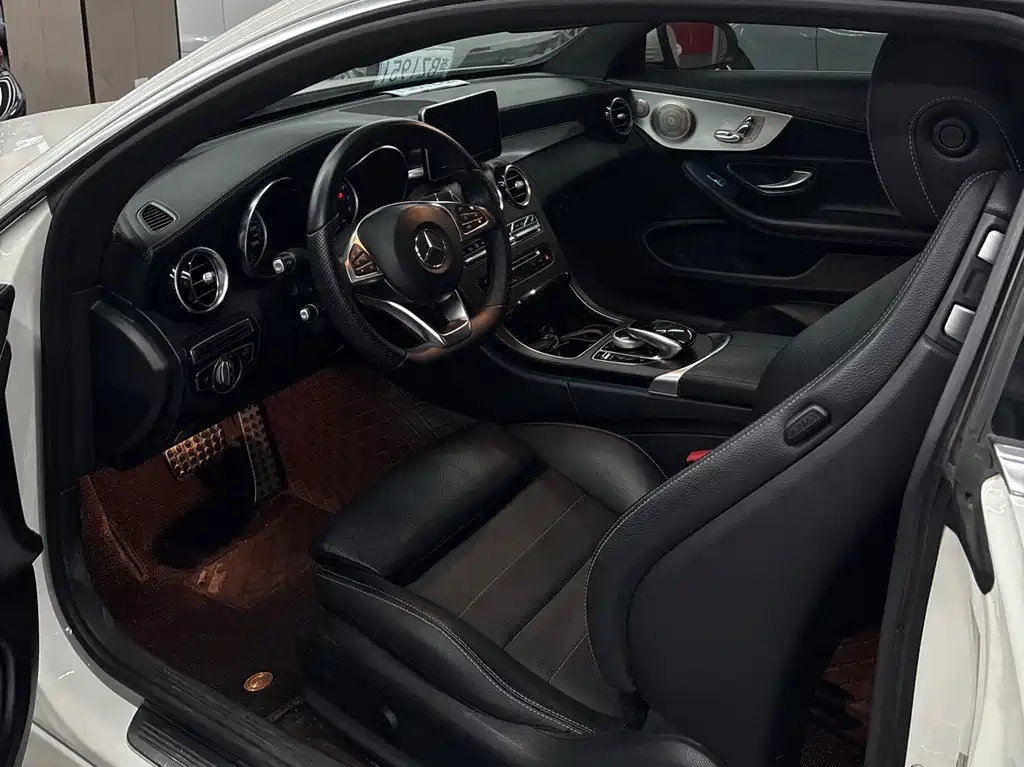 Mercedes-Benz C-Class 2018 — фото 15