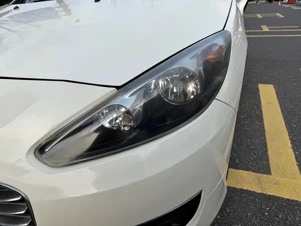 Peugeot 308 2014