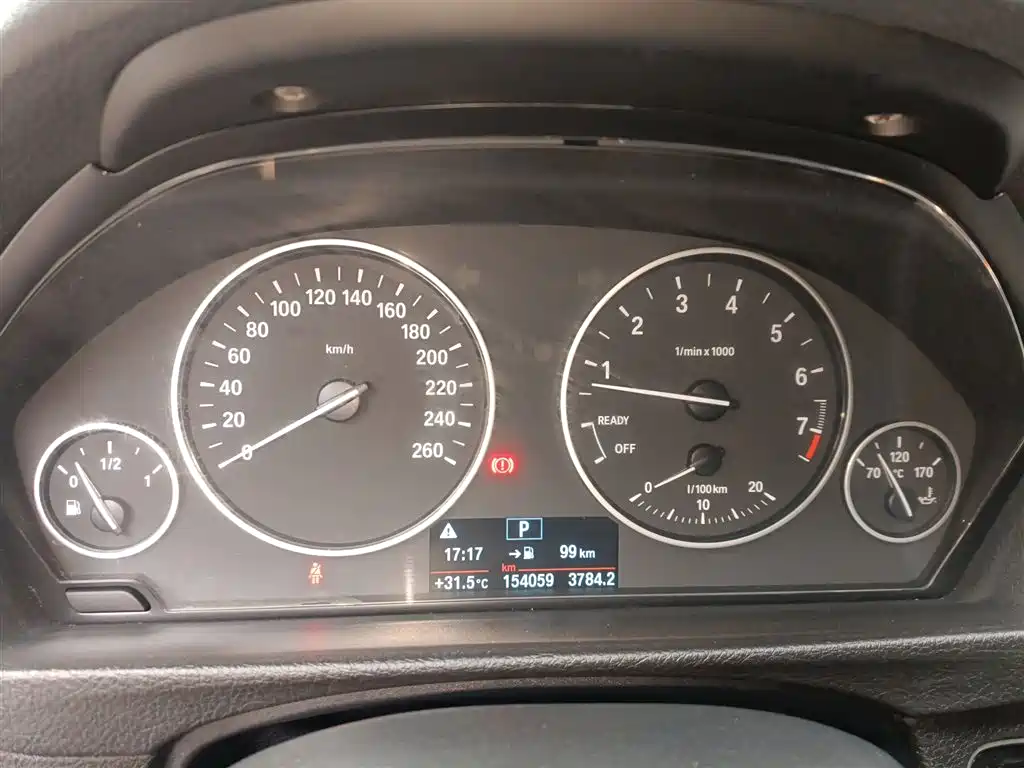 BMW 3 Series 2015 — фото 12