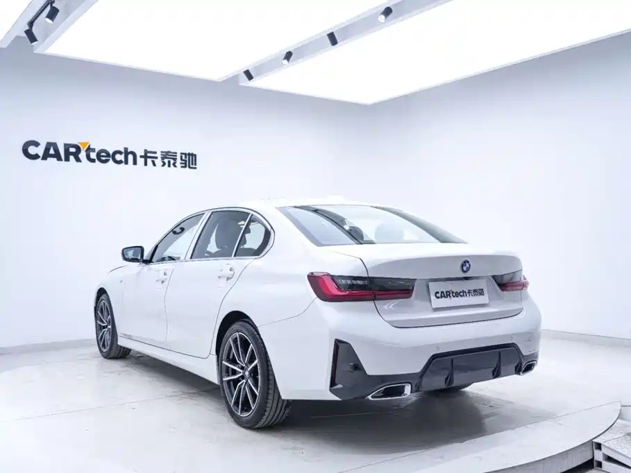 BMW 3 Series 2023 — фото 18