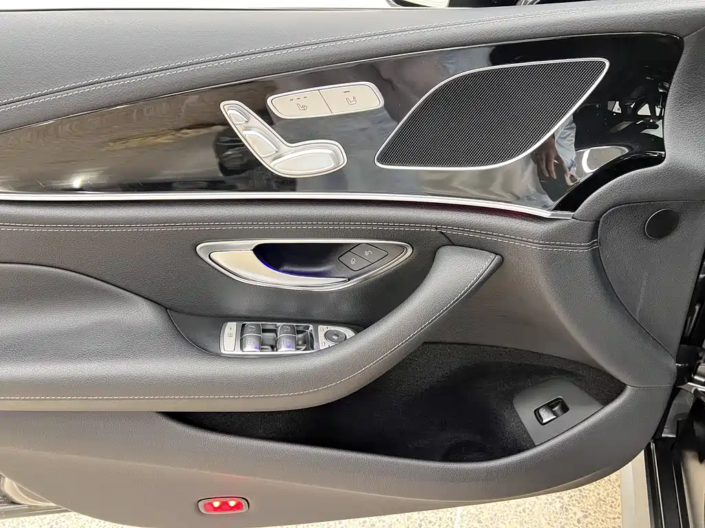 Mercedes-Benz AMG GT 2020 — фото 10